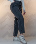 شلوار جین مام فیت رنگ ذغالی کمر کش