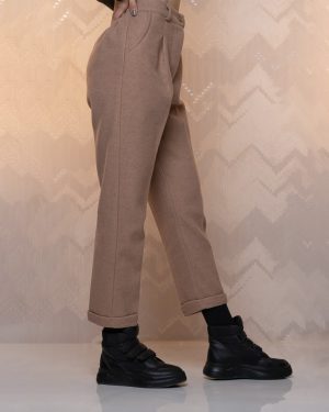 شلوار مام فیت فوتر رنگ نخودی