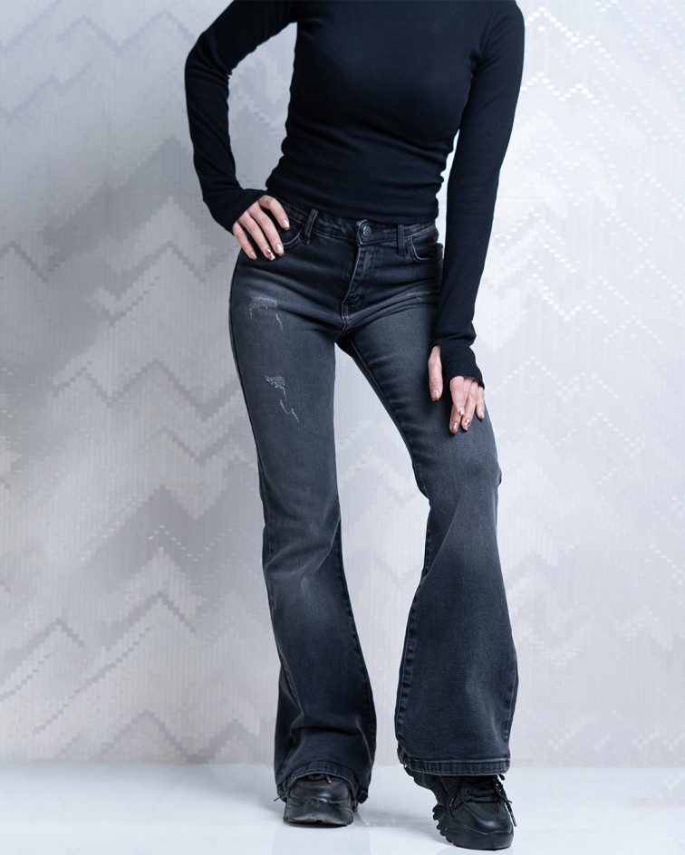 شلوار جین بوتکات رنگ ذغال سنگی زنانه شلوار جین بوتکات رنگ ذغال سنگی زنانه